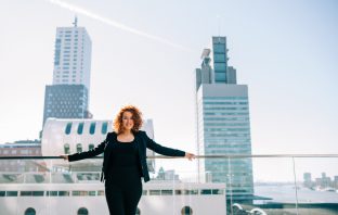 Rotterdamse Zakenvrouw van het Jaar over groei als ondernemer