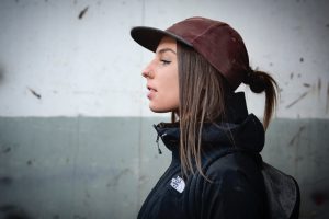 Judith de Leeuw | Eind maart 2021 verschijnt op het Leidseplein in Amsterdam-Centrum de eerste grote muurschildering Diversity in bureaucracy