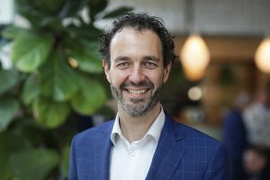 Rob Ewalds scaled Gaston Schul