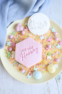 De Tilburgse Ilza Keeman is in de prijzen gevallen met haar webshop Koekatelier. Ze heeft de publieksprijs van de Shopping Awards 2022 gewonnen in de categorie DIY & Hobby.