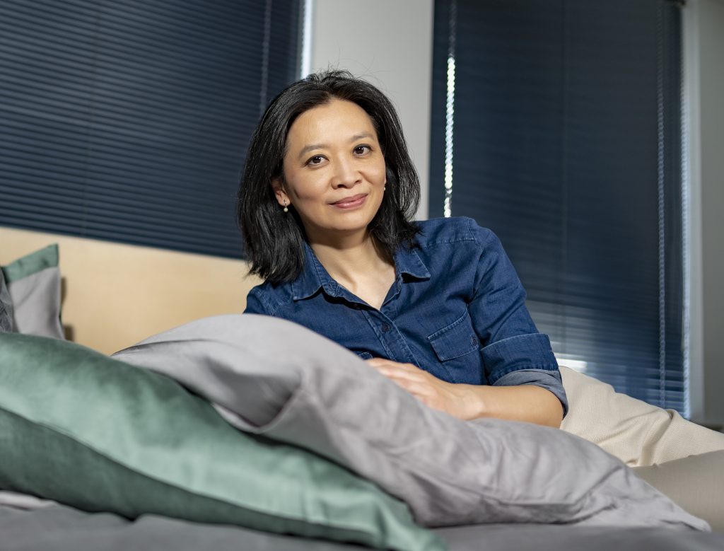 Sandie Chan: “De naam KOALA HUG komt uit mijn koker en blijkt een gouden greep” KOALAHUG Sandie Chan beddengoed WeesMeer