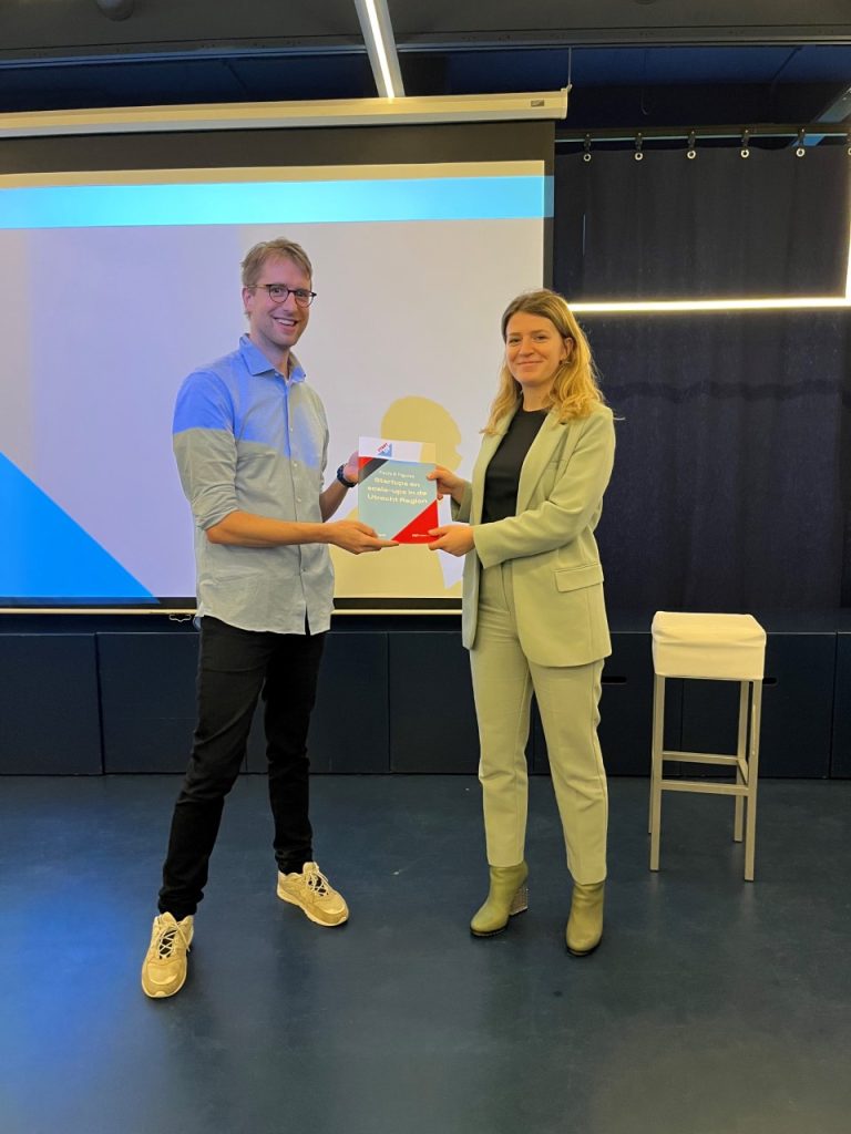 thumbnail uitreiking startup monitor Start-ups in de regio utrecht