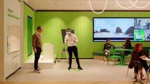 KPN heeft dit jaar twee Experience Stores gelanceerd. Hierin wordt ruimte aan (lokale) ondernemers gegeven om hun digitale innovaties te tonen.