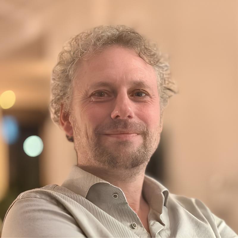Het verplaatsen van een icoon: hoe Museum Batavialand met een spectaculaire marketingoperatie records verbreekt Vincent van der Velde